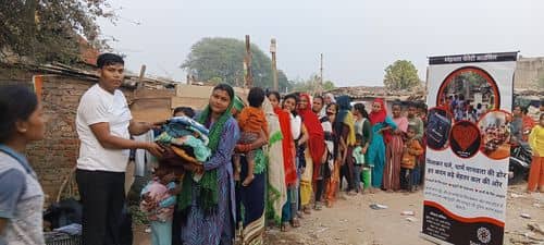 Distributing cloths