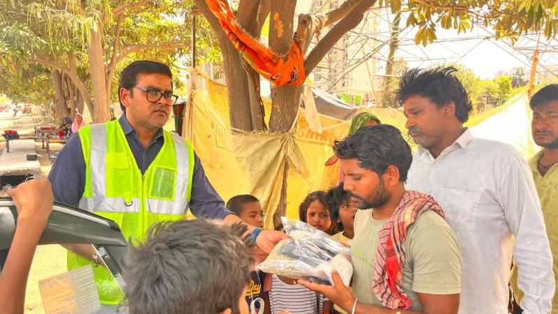 Food Packet Distributed at Sector 69, Tulip Chock, Gurgaon