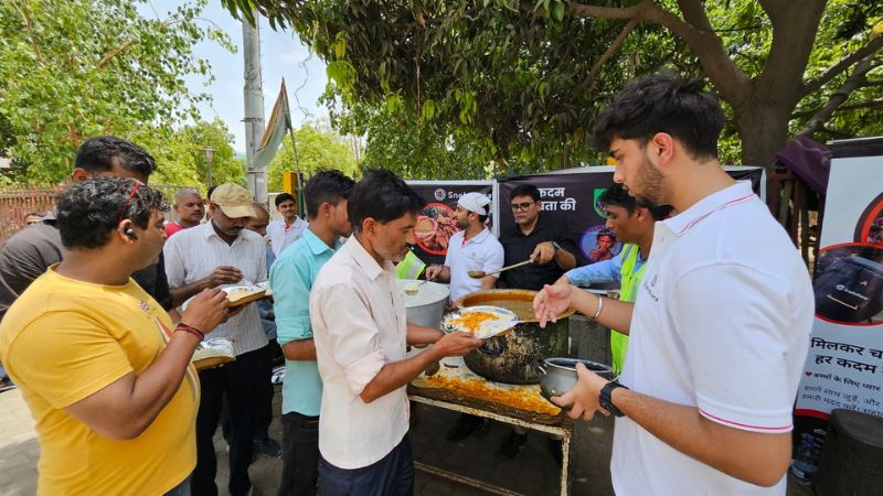 Food Distribution, Sector 37, Gurgaon