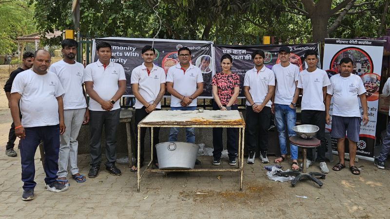 Food Distribution, Sector 37, Gurgaon