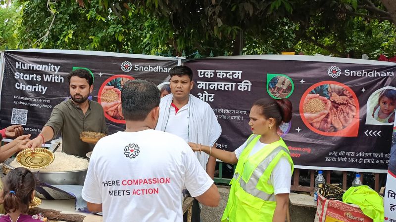 Food Distribution, Sector 37, Gurgaon