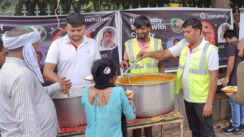 Food Distribution, Sector 37, Gurgaon